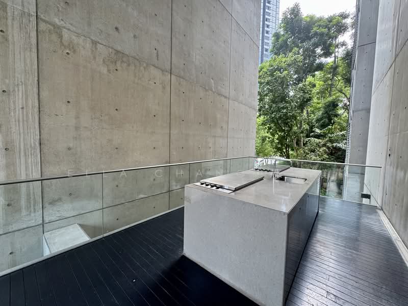 Martin No 38, 38 Martin Road, 2 Bedrooms, 1,130 sqft, Apartment For Rent, by Ella Chang 张慧媄, 500109381 - Balcony - PropertyGuru.com.sg