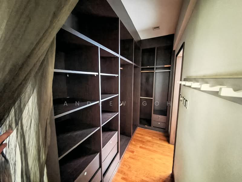 ⭐️5 ENSUITE ROOMS⭐️650M MRT⭐️RENOVATED SEMI D⭐️, 500M TO AMENTITIES & FOOD | HELPER ROOM | NE FACING | 50M BUS STOP |, 5 Bedrooms, 3,800 sqft, Semi-Detached House For Rent, by Andrew Goh, 500109390 - Interior - PropertyGuru.com.sg