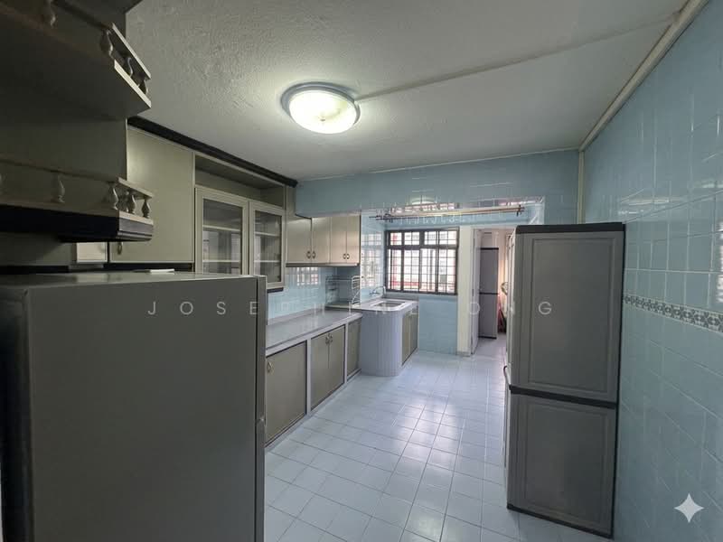 129 Bukit Merah View, 129 Bukit Merah View, 3 Bedrooms, 700 sqft, HDB Flat For Sale, by Josephine Ong, 500109392 - AI - Kitchen - PropertyGuru.com.sg