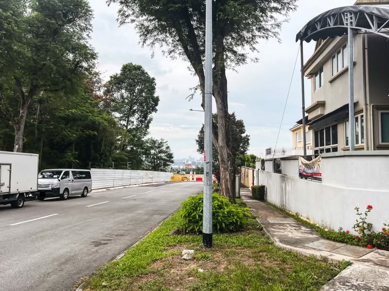 East Coast/Marine Parade!! District 15! Must view, First Street, Siglap Road, 4 Bedrooms, 6,000 sqft, Detached House For Rent, by Jeslyn Lim, 500109393 - Exterior - PropertyGuru.com.sg