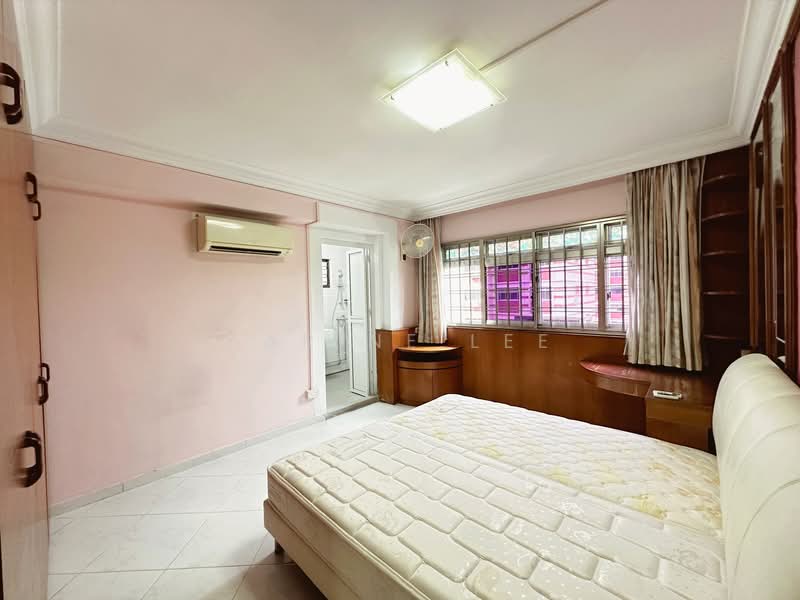 505 Serangoon North Avenue 4, 505 Serangoon North Avenue 4, Room Rental, 200 sqft, HDB Flat For Rent, by Karine Lee, 500109406 - Bedroom - PropertyGuru.com.sg