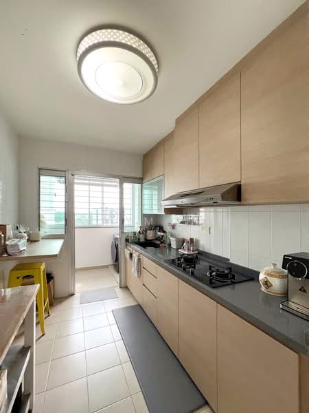 490A Choa Chu Kang Avenue 5, 490A Choa Chu Kang Avenue 5, 3 Bedrooms, 1,001 sqft, HDB Flat For Sale, by Raymond Tung, 500109407 - Kitchen - PropertyGuru.com.sg