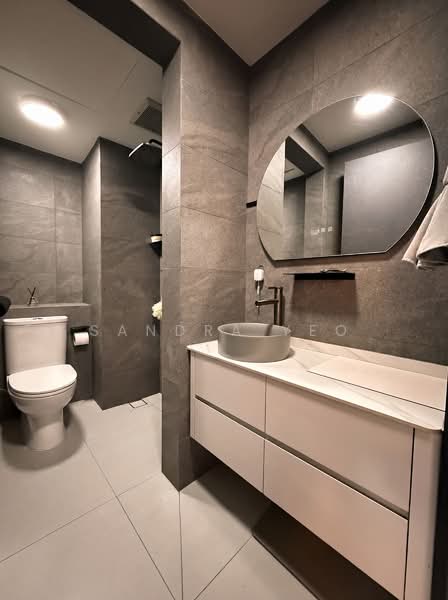 River Place, 60 Havelock Road, 2 Bedrooms, 786 sqft, Condominium For Sale, by Sandra Yeo, 500109408 - Bathroom - PropertyGuru.com.sg