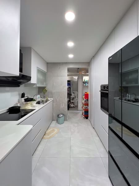 The Vales, 83 Anchorvale Crescent, 5 Bedrooms, 1,593 sqft, Condominium For Sale, by Raymond Tung, 500109414 - Kitchen - PropertyGuru.com.sg