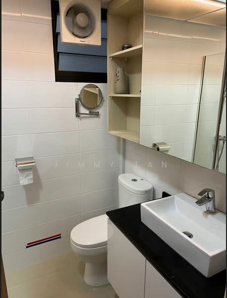 817C Keat Hong Link, 817C Keat Hong Link, 3 Bedrooms, 990 sqft, HDB Flat For Sale, by Jimmy Tan, 500109421 - Bathroom - PropertyGuru.com.sg