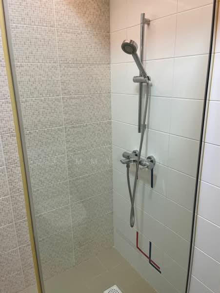 817C Keat Hong Link, 817C Keat Hong Link, 3 Bedrooms, 990 sqft, HDB Flat For Sale, by Jimmy Tan, 500109421 - Bathroom - PropertyGuru.com.sg