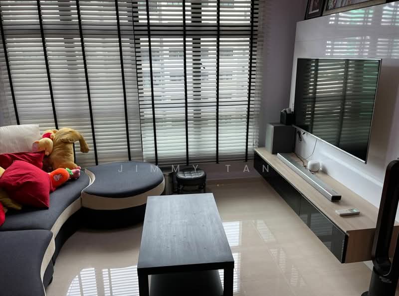 817C Keat Hong Link, 817C Keat Hong Link, 3 Bedrooms, 990 sqft, HDB Flat For Sale, by Jimmy Tan, 500109421 - Living Room - PropertyGuru.com.sg