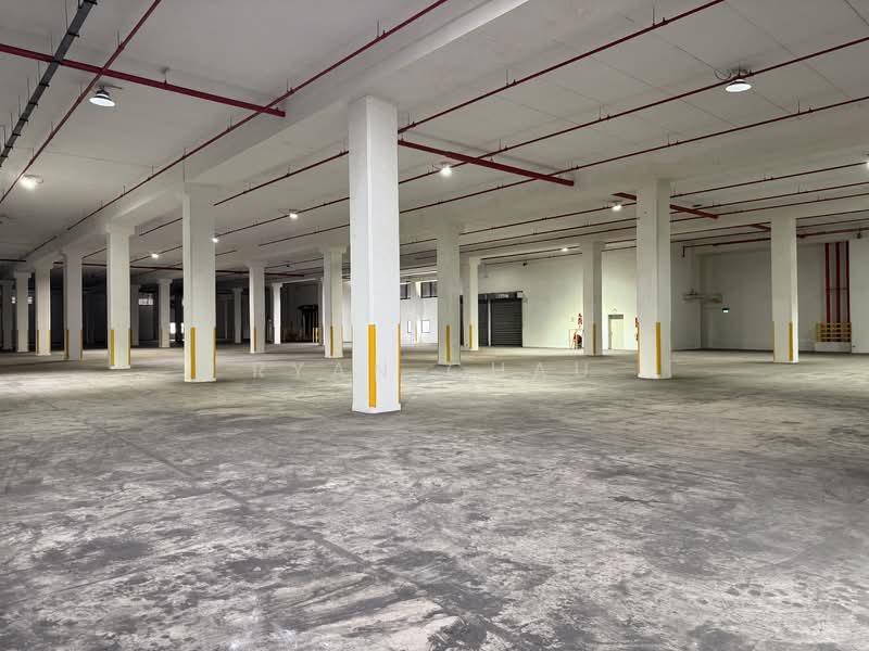 Standalone 5 Story | 16 Bays | 6 to 7m @ Jurong Port, , 195,000 sqft, Warehouse For Rent, by Ryan Chau, 500109423 - 2nd to 4th Floor - CommercialGuru.com.sg