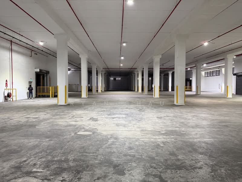 Standalone 5 Story | 16 Bays | 6 to 7m @ Jurong Port, , 195,000 sqft, Warehouse For Rent, by Ryan Chau, 500109423 - 2nd to 4th Floor - CommercialGuru.com.sg