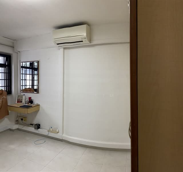 8 Empress Road, 8 Empress Road, 2 Bedrooms, 700 sqft, HDB Flat For Sale, by Ken Lim, 500109431 - Interior - PropertyGuru.com.sg