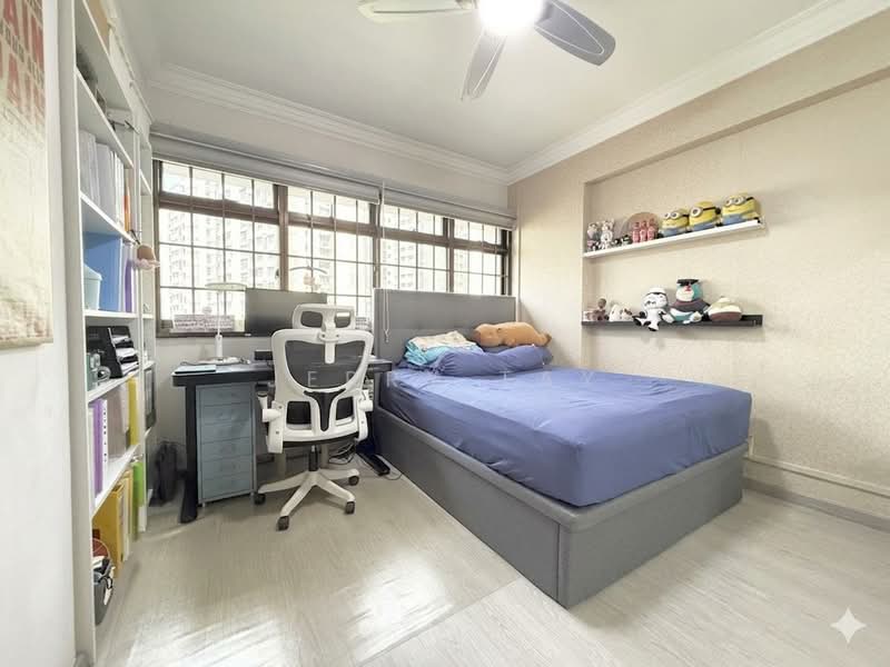 56 Pipit Road, 56 Pipit Road, 3 Bedrooms, 1,313 sqft, HDB Flat For Sale, by Jerry Tay, 500109438 - Bedroom - PropertyGuru.com.sg