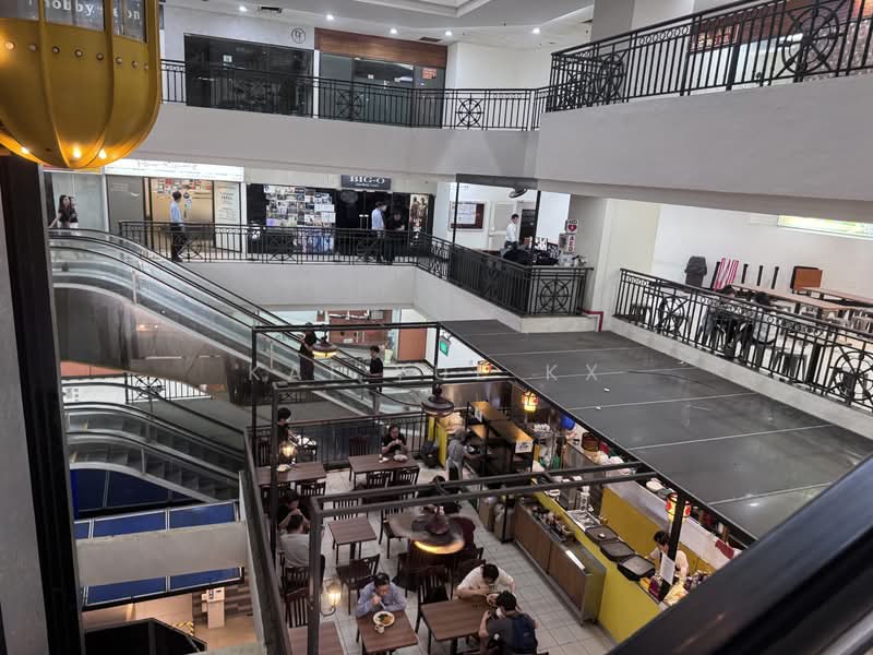 Parklane Shopping Mall, 35 Selegie Road, Beach Road / Bugis / Rochor, 979 sqft, Other Retail For Rent, by Kai Yue KX, 500109441 - Interior - CommercialGuru.com.sg
