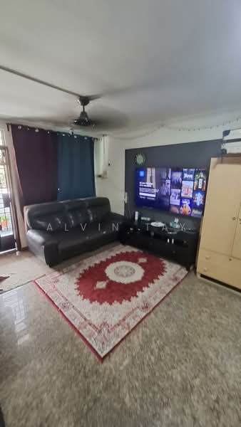 271 Bukit Batok East Avenue 4, 271 Bukit Batok East Avenue 4, 2 Bedrooms, 689 sqft, HDB Flat For Sale, by Alvin Tay, 500109447 - Living Room - PropertyGuru.com.sg