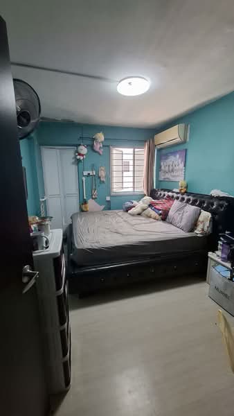 271 Bukit Batok East Avenue 4, 271 Bukit Batok East Avenue 4, 2 Bedrooms, 689 sqft, HDB Flat For Sale, by Alvin Tay, 500109447 - Bedroom - PropertyGuru.com.sg
