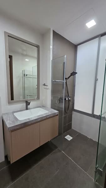 Water Villas, Kovan Road, 5 Bedrooms, 3,864 sqft, Semi-Detached House For Sale, by Stephanie Liu, 500109450 - Bathroom - PropertyGuru.com.sg