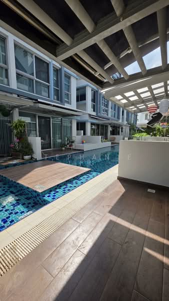 Water Villas, Kovan Road, 5 Bedrooms, 3,864 sqft, Semi-Detached House For Sale, by Stephanie Liu, 500109450 - Exterior - PropertyGuru.com.sg