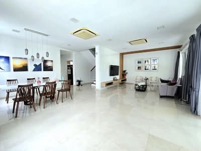 For Sale - 12metre frontage 2sty Semid