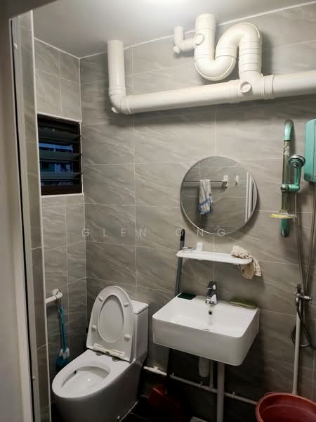 744 Jurong West Street 73, 744 Jurong West Street 73, 3 Bedrooms, 1,205 sqft, HDB Flat For Sale, by Glen Ong, 500109469 - Bathroom - PropertyGuru.com.sg