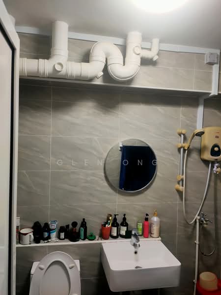 744 Jurong West Street 73, 744 Jurong West Street 73, 3 Bedrooms, 1,205 sqft, HDB Flat For Sale, by Glen Ong, 500109469 - Bathroom - PropertyGuru.com.sg