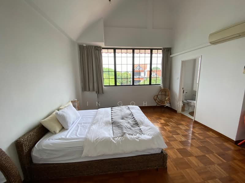 Resort-Style Landed House 🔥HUGE GARDEN 🔥near TAN KAH KEE MRT, , 4 Bedrooms, 4,500 sqft, Corner Terrace For Rent, by Martin Goh 吴伟楠, 500109472 - Bedroom - PropertyGuru.com.sg