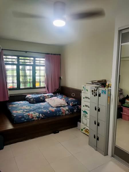 425 Canberra Road, 425 Canberra Road, 3 Bedrooms, 1,184 sqft, HDB Flat For Sale, by Glen Ong, 500109477 - Bedroom - PropertyGuru.com.sg
