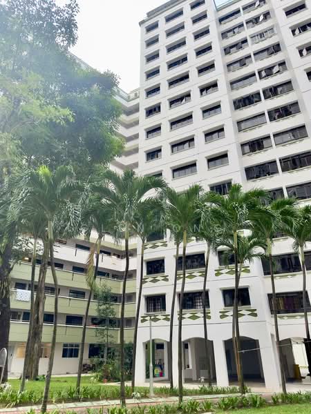 425 Canberra Road, 425 Canberra Road, 3 Bedrooms, 1,184 sqft, HDB Flat For Sale, by Glen Ong, 500109477 - Exterior - PropertyGuru.com.sg