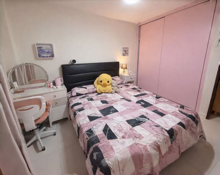 30 Marine Crescent, 30 Marine Crescent, 2 Bedrooms, 700 sqft, HDB Flat For Sale, by Serene Li, 500109479 - Bedroom - PropertyGuru.com.sg