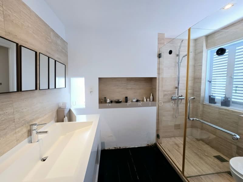 East Conservation Charmer, Nearby Joo Chiat Place Conservation House, 2 Bedrooms, 2,150 sqft, Conservation House For Sale, by Susan Prior, 500109486 - Bathroom - PropertyGuru.com.sg