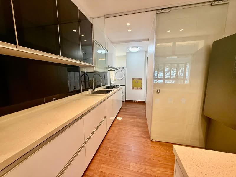 Sanctuary Green, 181 Tanjong Rhu Road, 3 Bedrooms, 1,237 sqft, Condominium For Rent, by Jeslyn Lim 林瑞香, 500109490 - Kitchen - PropertyGuru.com.sg