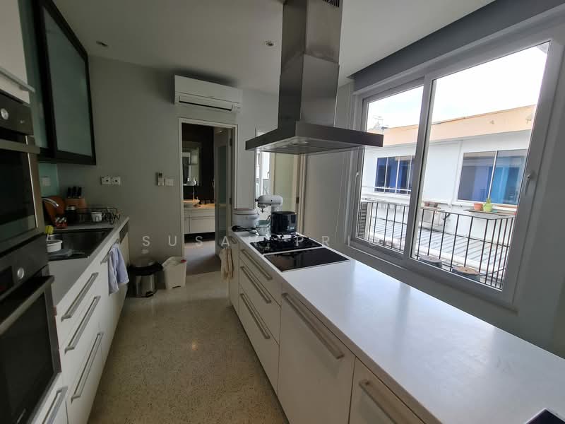 Rare Greenwood/ Hillcrest 2 Bed, Nearby Greenwood Avenue, 2 Bedrooms, 1,127 sqft, Walk-up Apartment For Sale, by Susan Prior, 500109505 - PropertyGuru.com.sg
