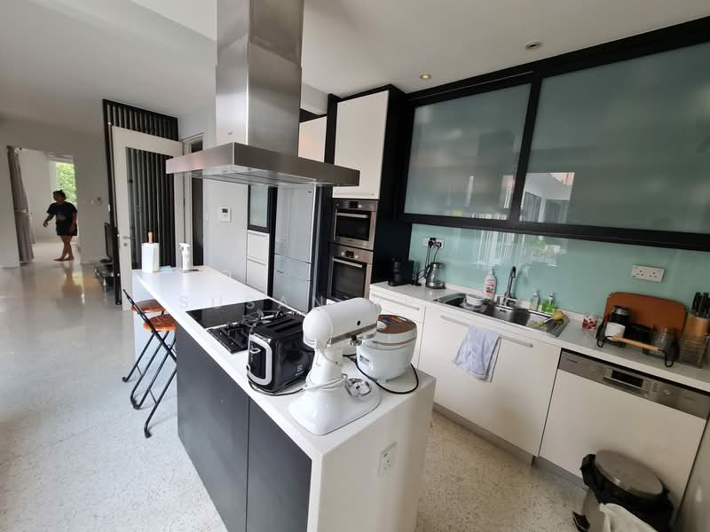 Rare Greenwood/ Hillcrest 2 Bed, Nearby Greenwood Avenue, 2 Bedrooms, 1,127 sqft, Walk-up Apartment For Sale, by Susan Prior, 500109505 - PropertyGuru.com.sg