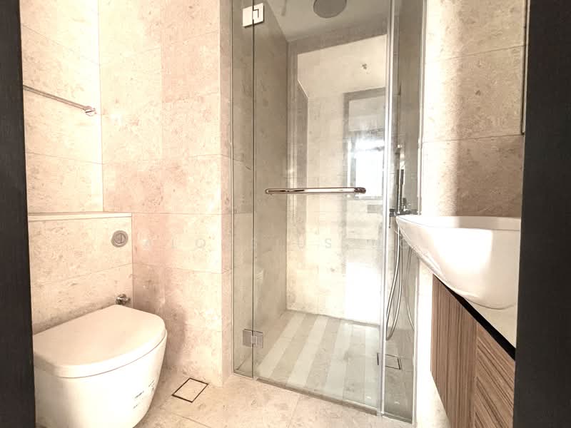 Pullman Residences, 18 Dunearn Road, 2 Bedrooms, 667 sqft, Condominium For Rent, by Aloysius Ng, 500109511 - PropertyGuru.com.sg