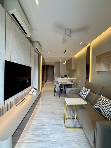 Parc Esta, 914 Sims Avenue, 2 Bedrooms, 743 sqft, Condominium For Sale, by Elson Lee, 500109514 - Living Room - PropertyGuru.com.sg