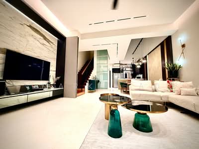 For Sale - Luxus Hills