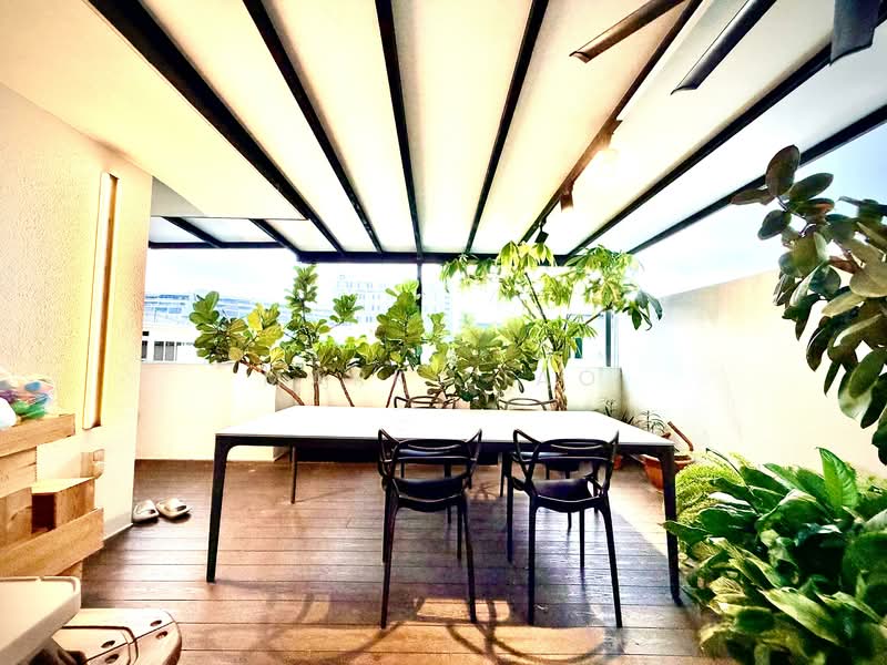 Luxus Hills, Luxus Hill Drive, 5 Bedrooms, 3,600 sqft, Terraced House For Sale, by Mark Liao, 500109520 - Balcony - PropertyGuru.com.sg