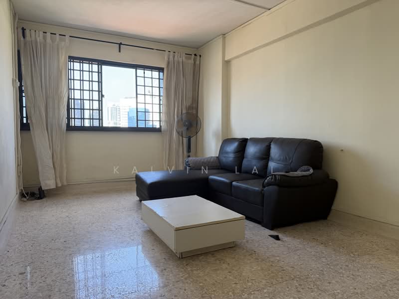 334 Kreta Ayer Road, 334 Kreta Ayer Road, 3 Bedrooms, 890 sqft, HDB Flat For Sale, by Kalvin Lai, 500109525 - Living Room - PropertyGuru.com.sg