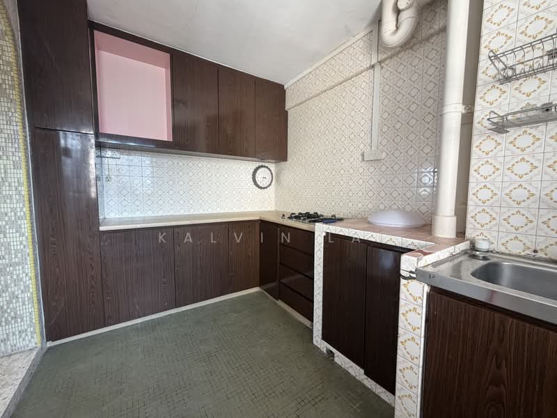 334 Kreta Ayer Road, 334 Kreta Ayer Road, 3 Bedrooms, 890 sqft, HDB Flat For Sale, by Kalvin Lai, 500109525 - Kitchen - PropertyGuru.com.sg