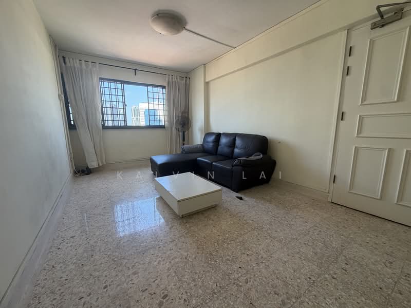 334 Kreta Ayer Road, 334 Kreta Ayer Road, 3 Bedrooms, 890 sqft, HDB Flat For Sale, by Kalvin Lai, 500109525 - Living Room - PropertyGuru.com.sg