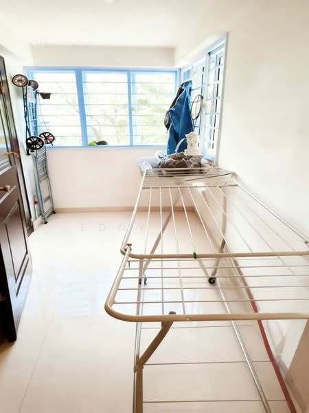 719 Yishun Street 71, 719 Yishun Street 71, 3 Bedrooms, 958 sqft, HDB Flat For Sale, by Eddy Ang, 500109540 - Balcony - PropertyGuru.com.sg