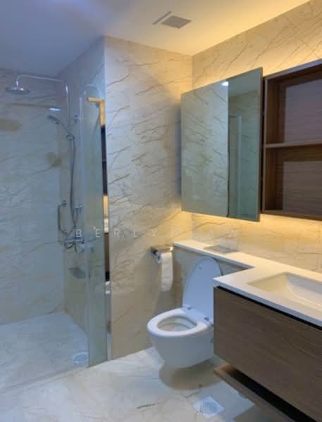 Queens Peak, 3 Dundee Road, 2 Bedrooms, 624 sqft, Condominium For Rent, by Berlyn Aw, 500109554 - Bathroom - PropertyGuru.com.sg