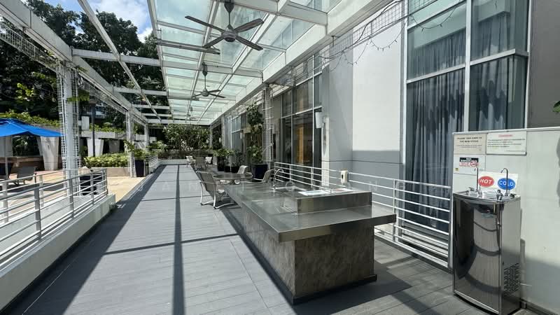 Hillview Regency, 26 Bukit Batok East Avenue 2, 3 Bedrooms, 1,109 sqft, Condominium For Sale, by Janet Chong, 500109562 - Exterior - PropertyGuru.com.sg