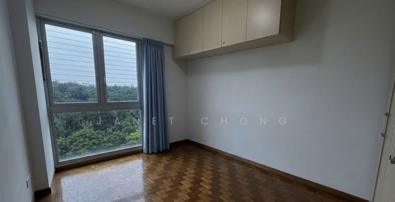 Hillview Regency, 26 Bukit Batok East Avenue 2, 3 Bedrooms, 1,109 sqft, Condominium For Sale, by Janet Chong, 500109562 - Bedroom - PropertyGuru.com.sg