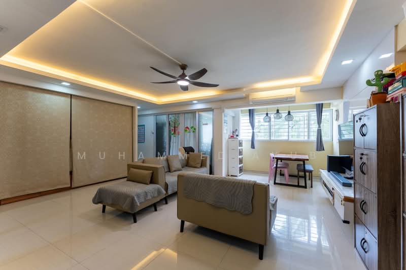 672A Choa Chu Kang Crescent, 672A Choa Chu Kang Crescent, 4 Bedrooms, 1,334 sqft, HDB Flat For Sale, by Muhammed Ayub, 500109563 - Living Room - PropertyGuru.com.sg