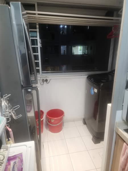 424B Yishun Avenue 11, 424B Yishun Avenue 11, 2 Bedrooms, 700 sqft, HDB Flat For Sale, by Stephanie Tay, 500109569 - Balcony - PropertyGuru.com.sg