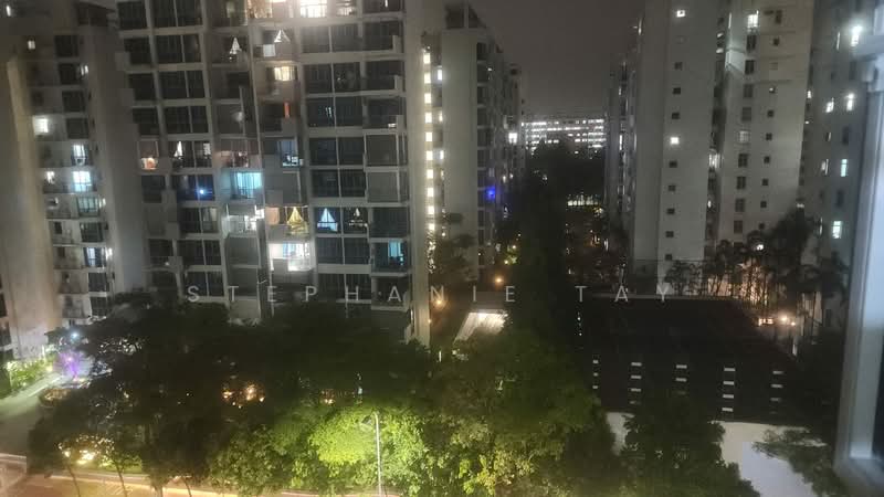 424B Yishun Avenue 11, 424B Yishun Avenue 11, 2 Bedrooms, 700 sqft, HDB Flat For Sale, by Stephanie Tay, 500109569 - Exterior - PropertyGuru.com.sg