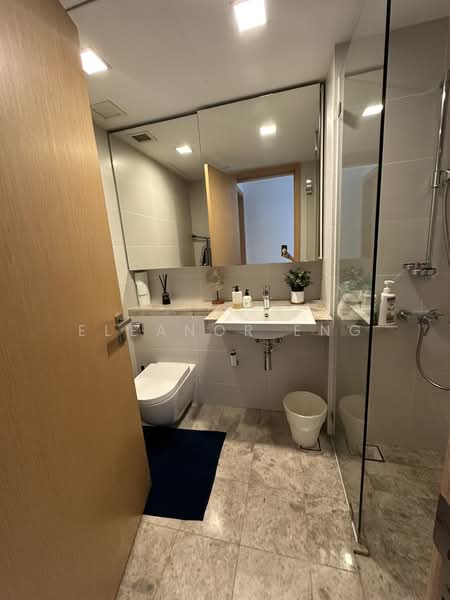 One Shenton, 1 Shenton Way, 2 Bedrooms, 1,109 sqft, Condominium For Rent, by Eleanor Eng, 500109579 - Bathroom - PropertyGuru.com.sg