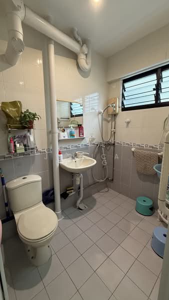 60 Dakota Crescent, 60 Dakota Crescent, 3 Bedrooms, 1,119 sqft, HDB Flat For Sale, by Jessica Liang, 500109584 - Bathroom - PropertyGuru.com.sg