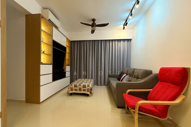 Hundred Palms Residences, 260 Yio Chu Kang Road, 4 Bedrooms, 1,259 sqft, Executive Condominium For Rent, by Jan OTT, 500109601 - Living Room - PropertyGuru.com.sg