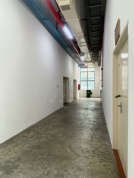 LW Technocentre, 31 Toh Guan Road East, 1,324 sqft, Factory / Workshop (B2) For Sale, by Jacqueline Wong, 500109615 - Corridor - CommercialGuru.com.sg