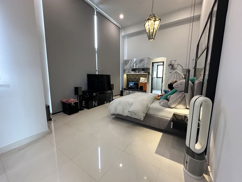 Frankel / Changi Road Vicinity Designer Detached Home, Kembangan, 4 Bedrooms, 8,000 sqft, Detached House For Sale, by Kenny Neo, 500109616 - Bedroom - PropertyGuru.com.sg